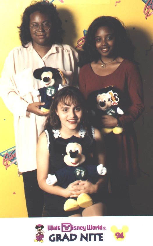 camille_gradnite.jpg (77461 bytes)
